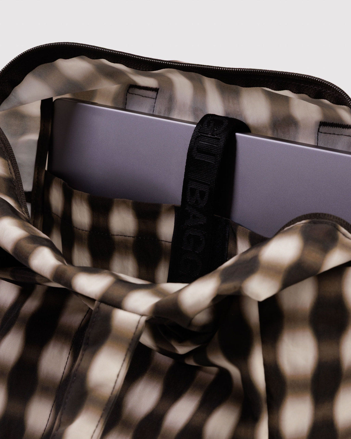 Everyday Cloud Bag Blurred Gingham Brown