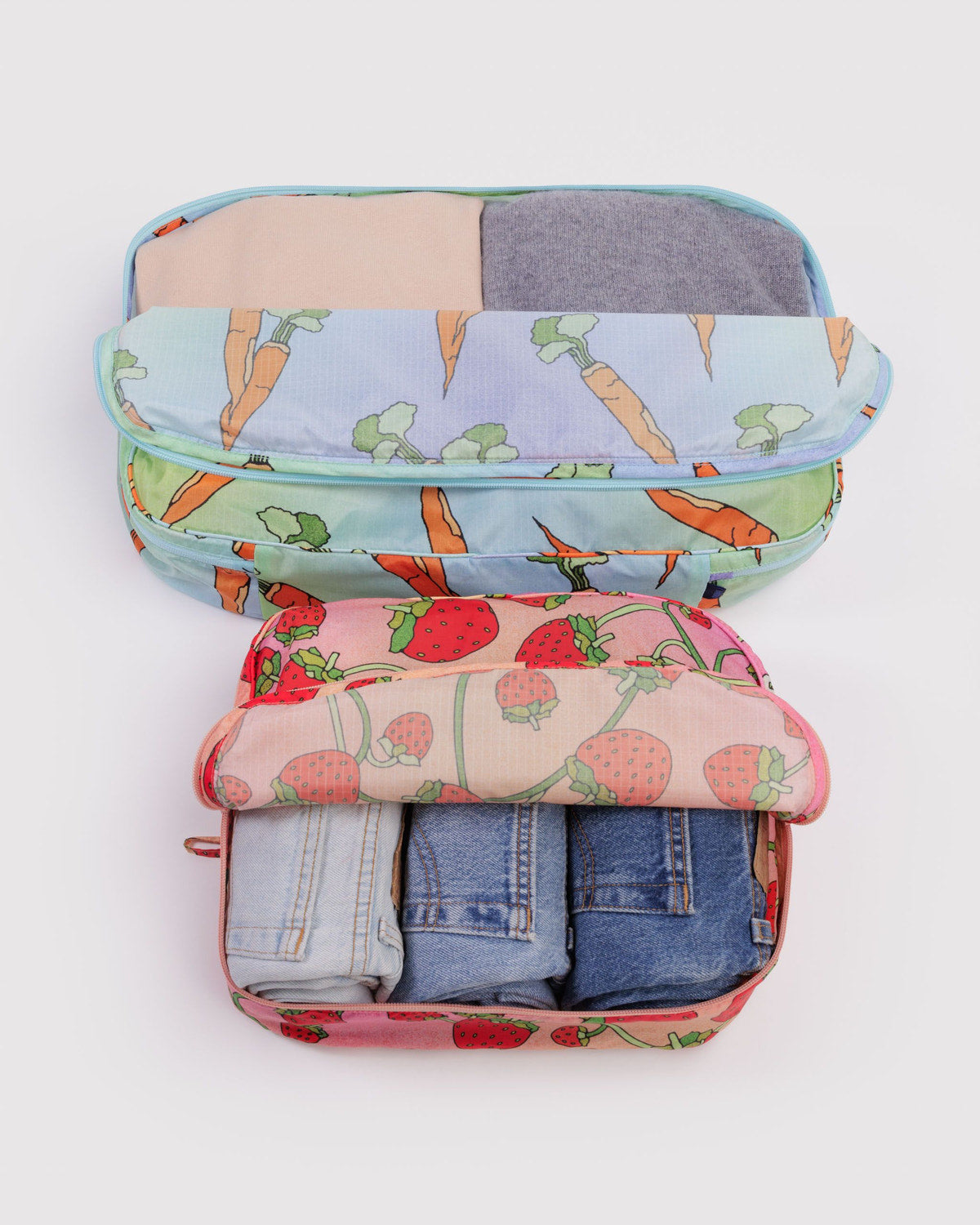 Large Packing Cube Set Carrots & Berries