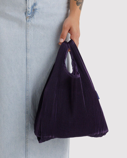 Pleated Baggu Fig