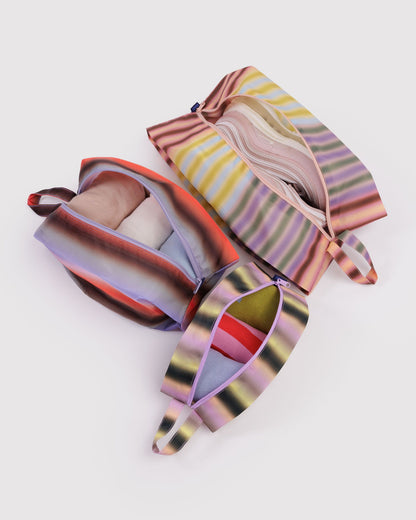 3D Zip Set Gradient Stripes