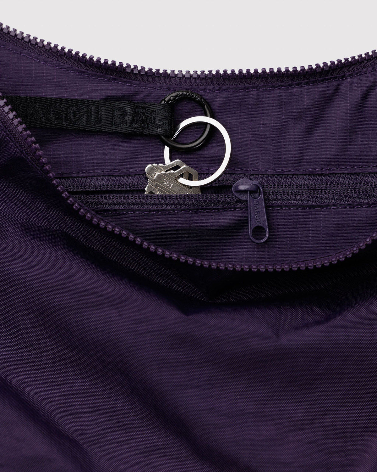 Medium Nylon Crescent Bag Fig