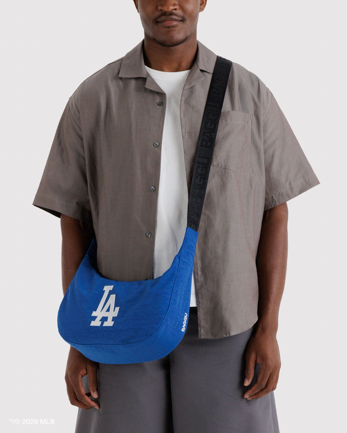 Medium Nylon Crescent Bag Los Angeles Dodgers™